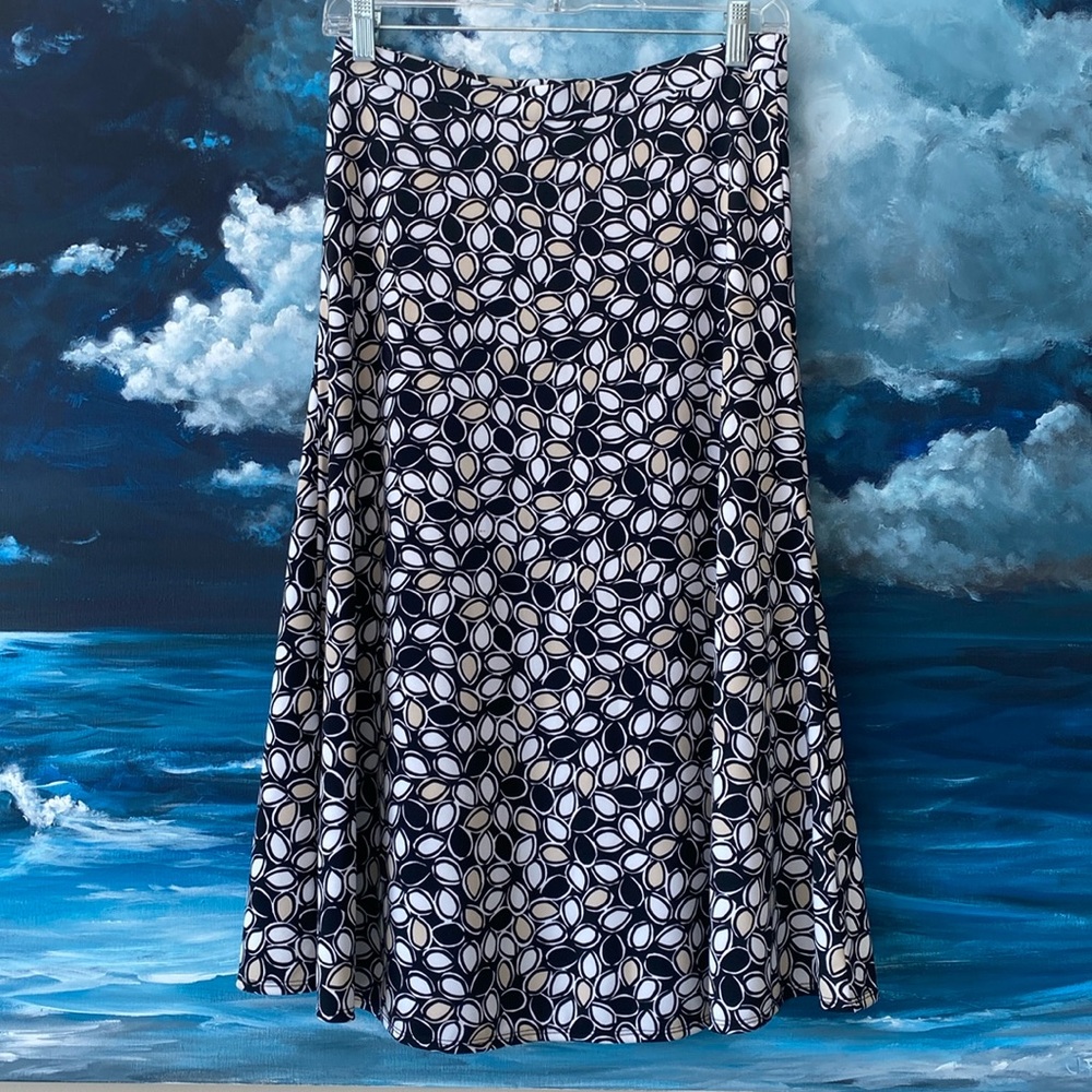Swingy Graphic Print Skirt